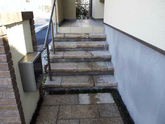 階段自然石